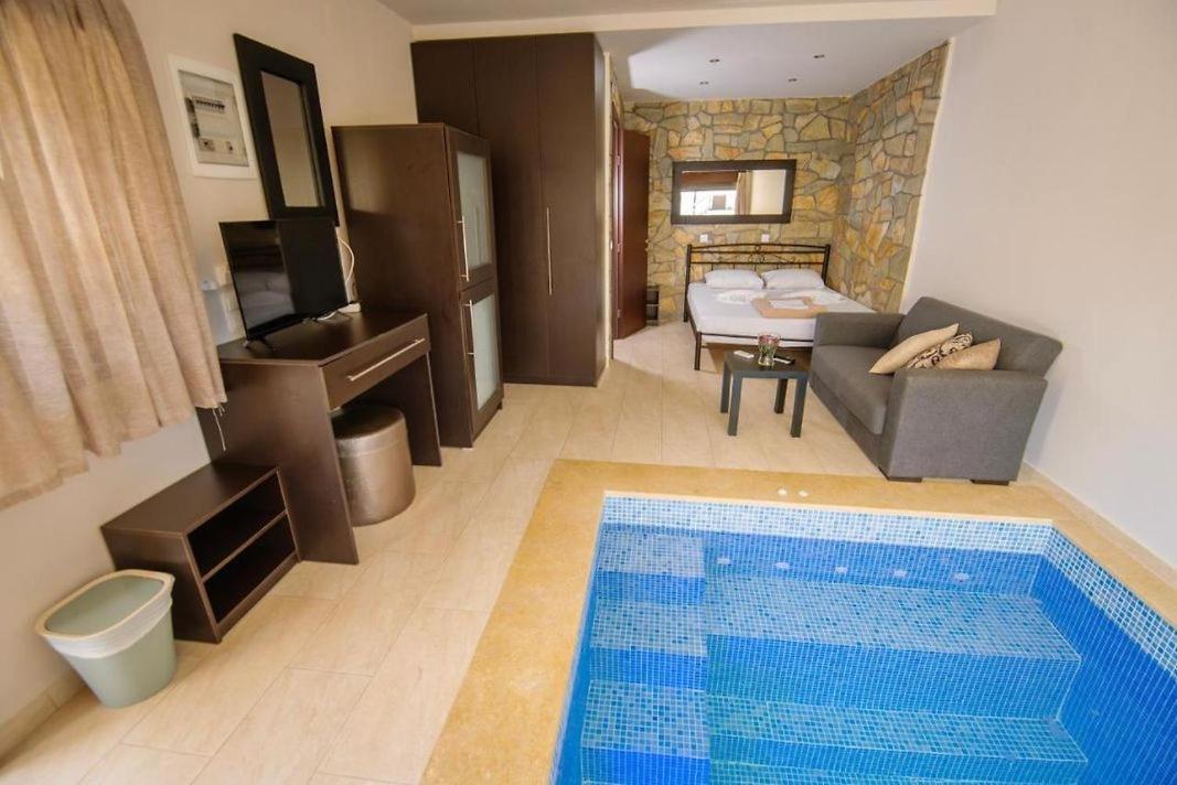 Stone Suites Pefkochori Eksteriør bilde